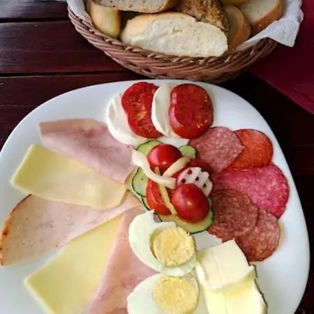 Stefanie Gasthof Vinné