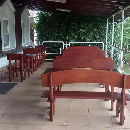 Stefanie 招待所 Vinné